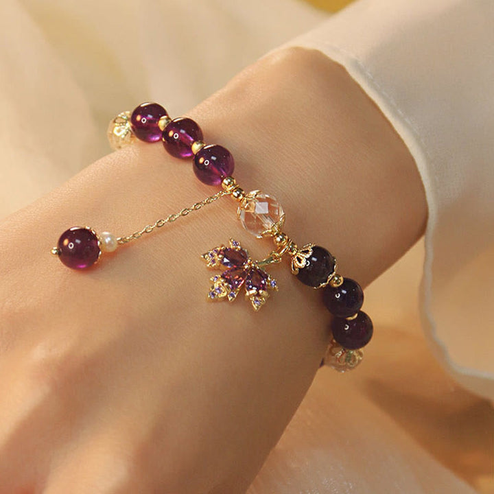 Buddha Stones 14 Karat vergoldetes natürliches Amethyst-Heilungs-Ahornblatt-Charm-Armband