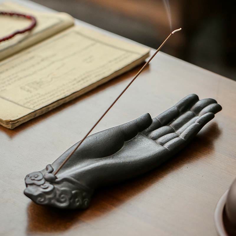 Buddha-Hand-Keramik-Räuchergefäß mit verheißungsvollen Wolken und Segen