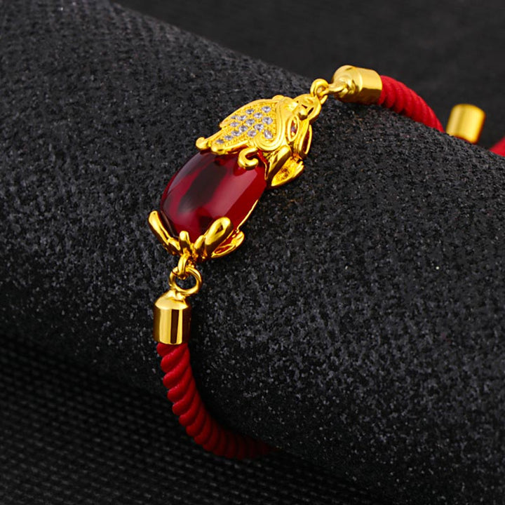 Buddha Stones Wealth Attractor Rotes Achat-Pixiu-Armband mit roter Schnur