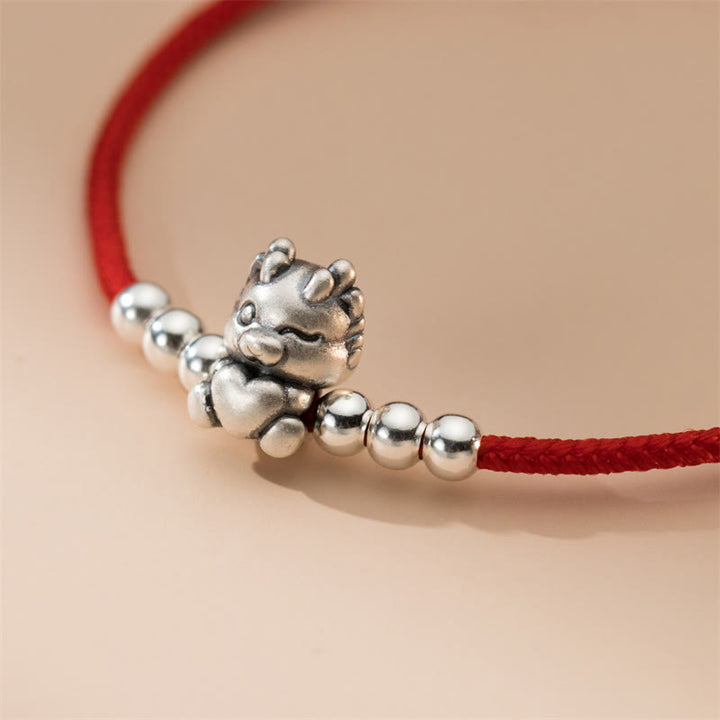 Buddha Stones Handgefertigtes rotes Armband aus 999er-Sterlingsilber zum Jahr des Drachen