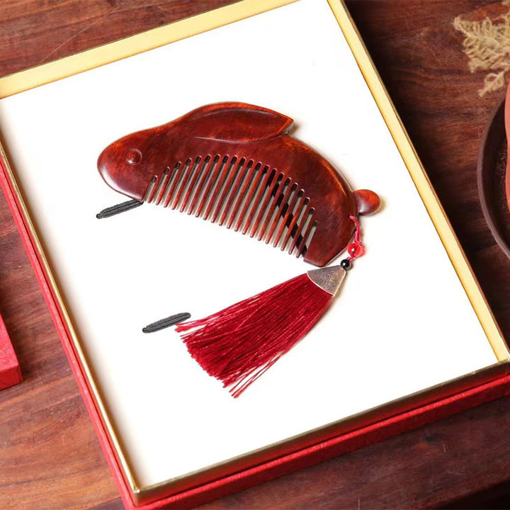 Kleinblättriges rotes Sandelholz, süßer Häschen-Beruhigungskamm mit Geschenkbox