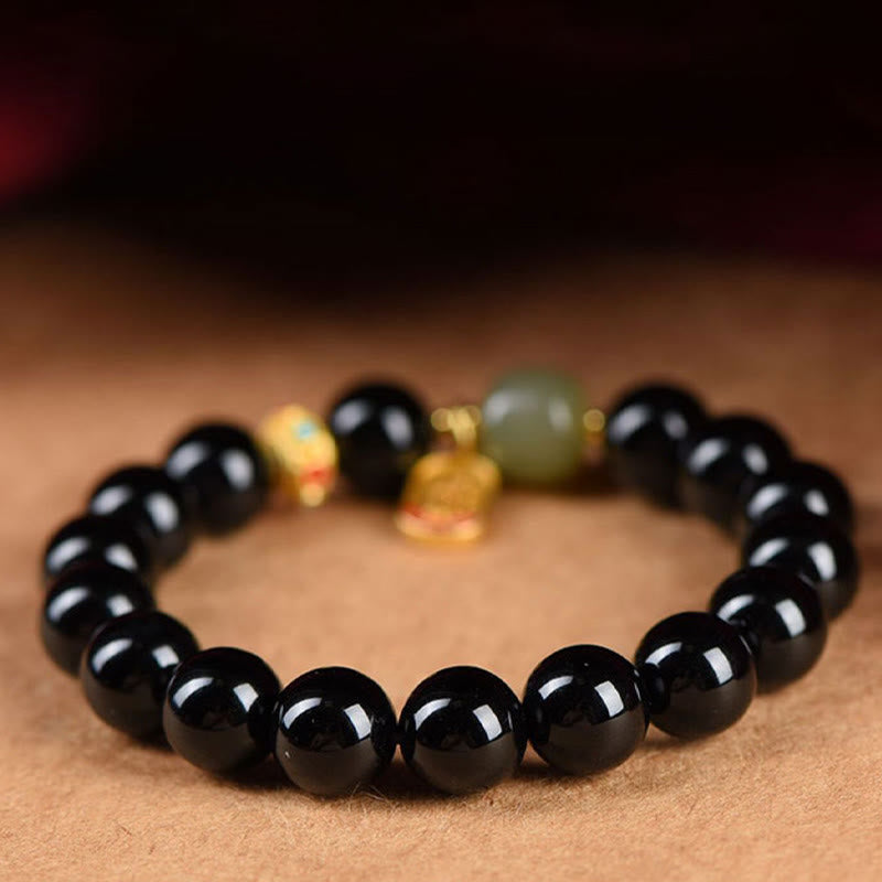 Buddha Stones, schwarzer Onyx, Hetian-Jade-Perlen, Glücksbringer-Charm-Armband