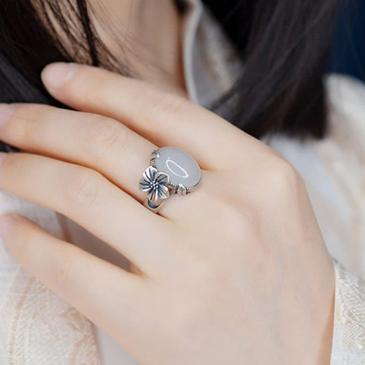 Ring für positive Harmonie aus 990er-Sterlingsilber mit natürlichem Chalcedon und Pflaume