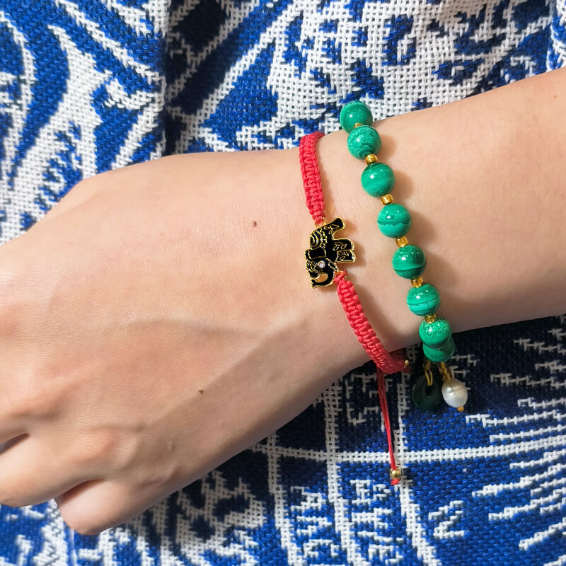 Tibetisches handgefertigtes Armband mit rotem Schnurarmband „Wise Future Elephant“.
