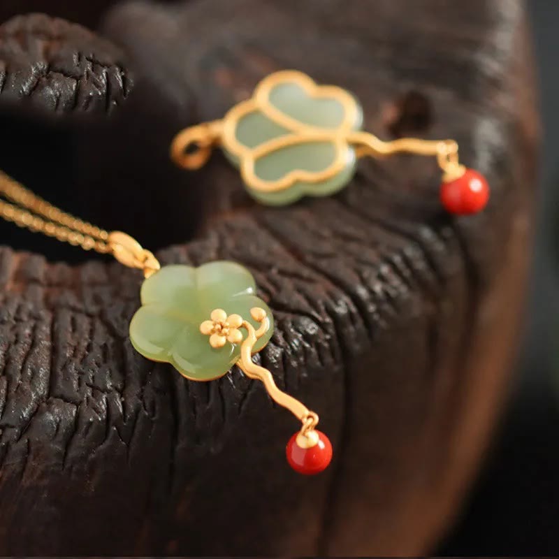 Vintage Pflaumenblüten Blume Jade Roter Achat Wohlstand Halskette Anhänger