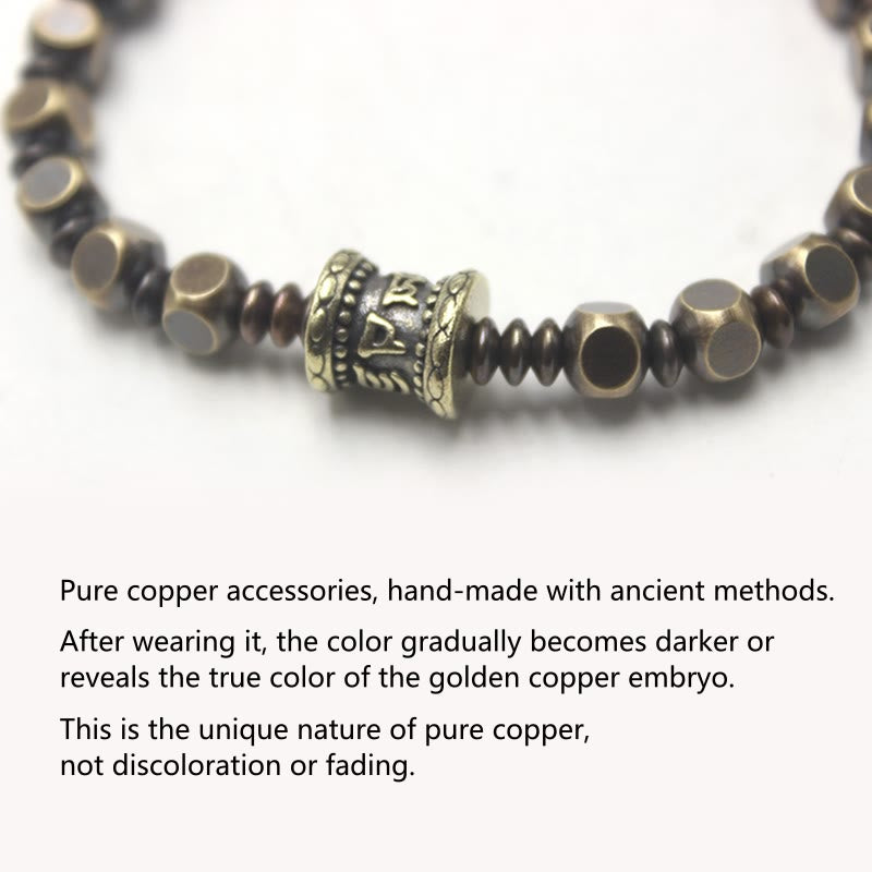 Buddha Stones Tibetisches Om Mani Padme Hum Amulett-Fokus-Armband aus geschnitztem Kupfer und Messing