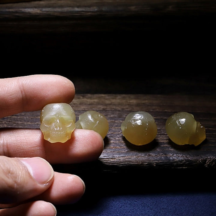 Buddha Stones Handgefertigtes Glücksarmband mit tibetischem Schafhornschädel, dem Herrn des Leichenwaldes, Yakknochen, graviert