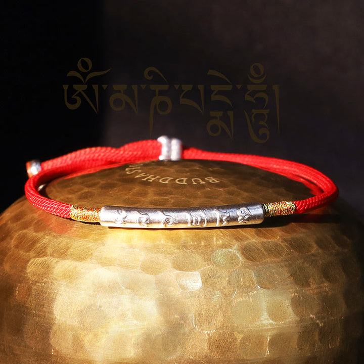 Buddha Stones, tibetisch-buddhistisches handgefertigtes Om-Mantra-Glücksarmband mit roter Schnur