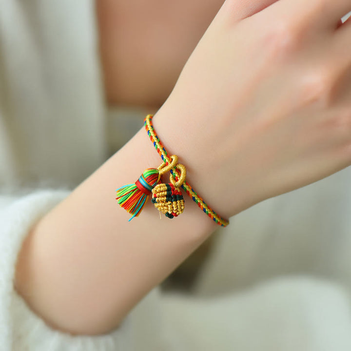 Buddha Stones, buntes Seil, Glück, handgefertigtes Zongzi-Charm-Armband mit goldener Kugel