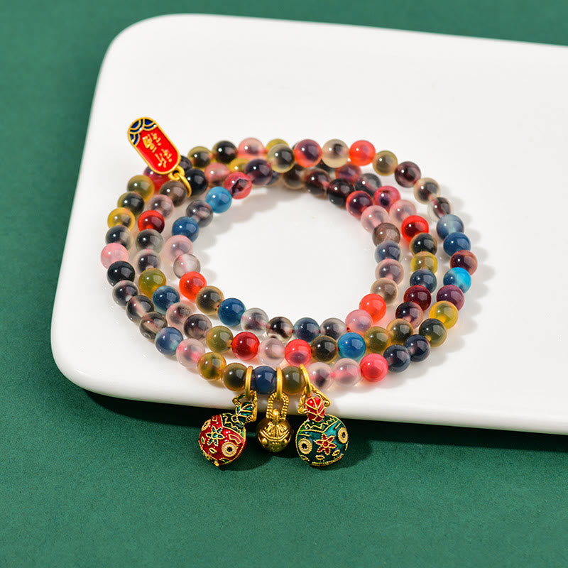 Dreifach gewickeltes Armband mit Buddha Stonesn, buntem Bonbon-Achat und Gold, schluckendes Tier, Familienstärke, Charm