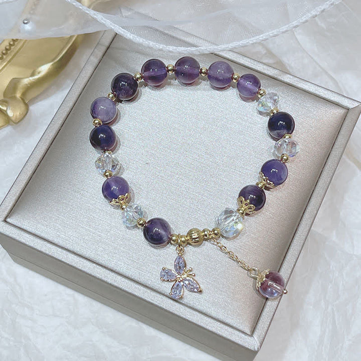 Charm-Armband mit Buddha Stonesn, natürlichem Amethyst-Kristall, spiritueller Schmetterling