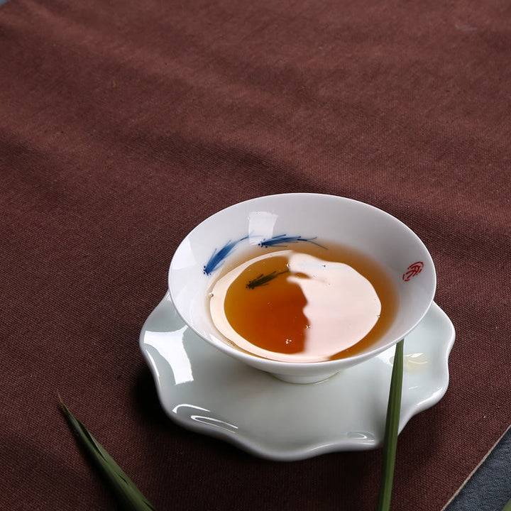 Buddha Stones Jingdezhen blaue und Weiß Porzellan-Koi-Fisch-Teetasse aus Keramik, Kung-Fu-Teetassen