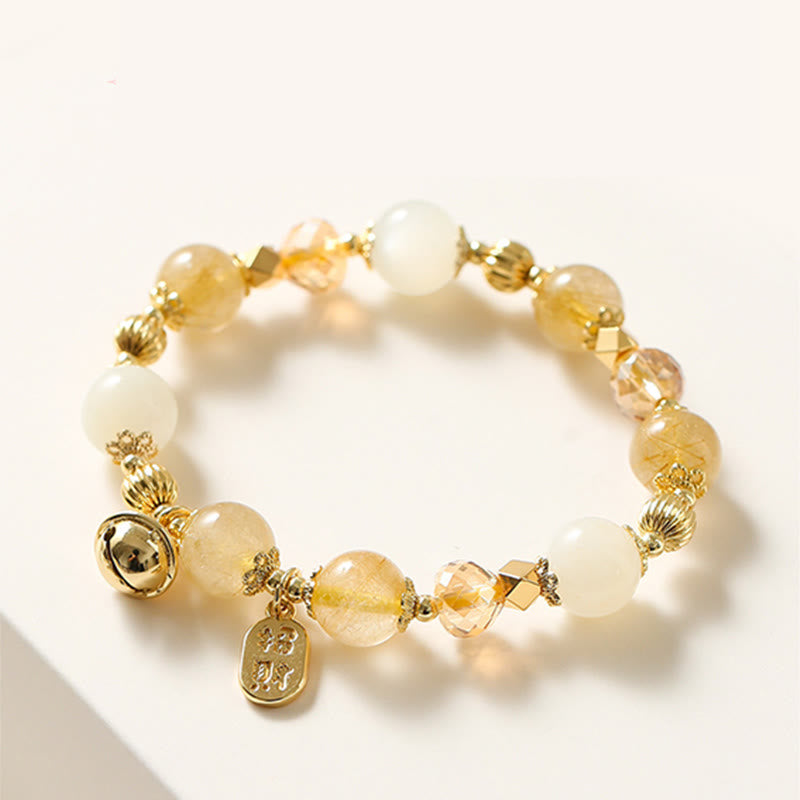 Buddha Stones 14K vergoldetes goldenes Rutilquarz-Charm-Armband mit Glücksglocke und Glücksbringer