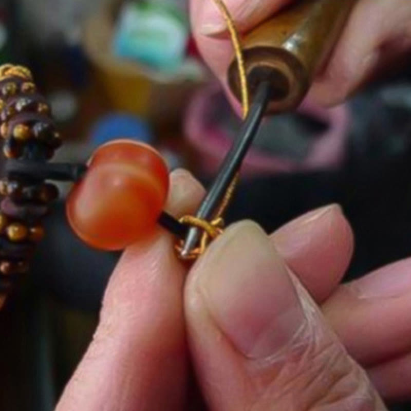 Buddha Stones Handgefertigtes tibetisches Amulett mit King-Kong-Knoten, Glücksschutz, geflochtenes Armband